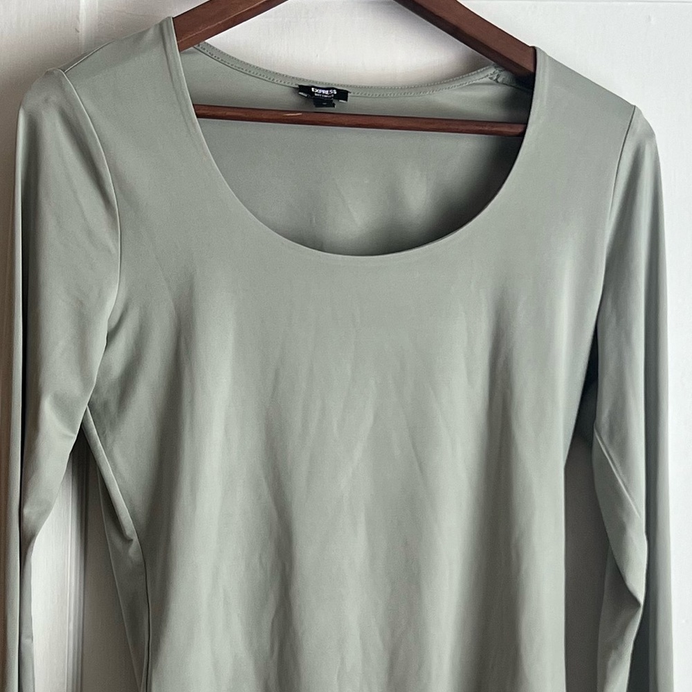 Express Long sleeve Green Bodysuit